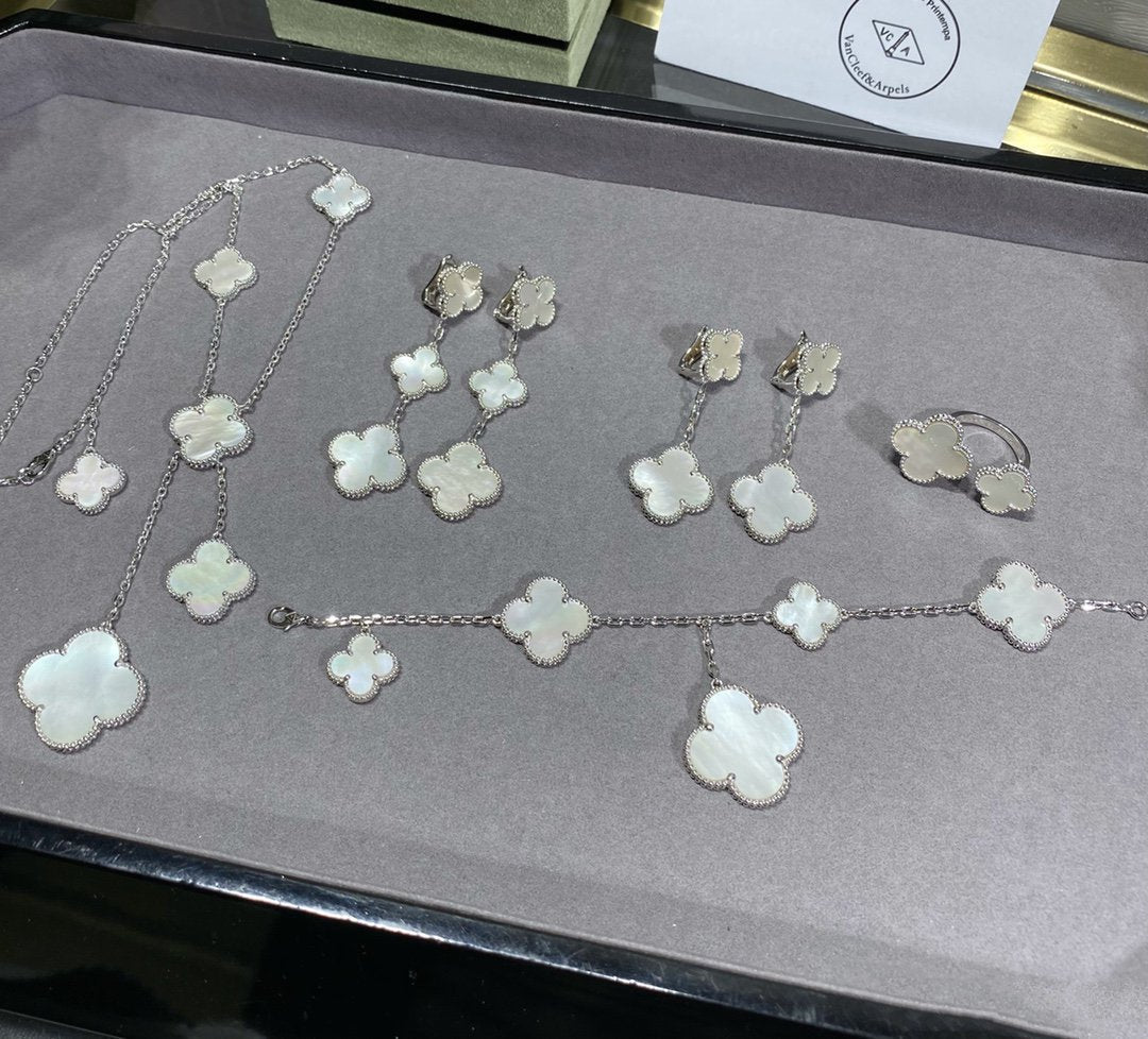 ¡®lume Jewelry¡¯CLOVER 5 MOTIF WHITE MOP SILVER BRACELET