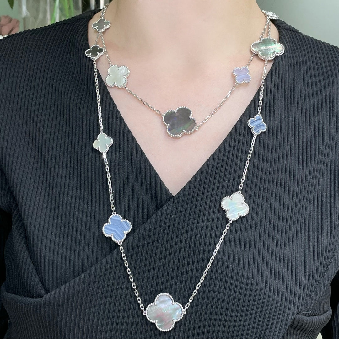 ¡®lume Jewelry¡¯CLOVER 16 MOTIF CHALCEDONY MOP SILVER NECKLACE
