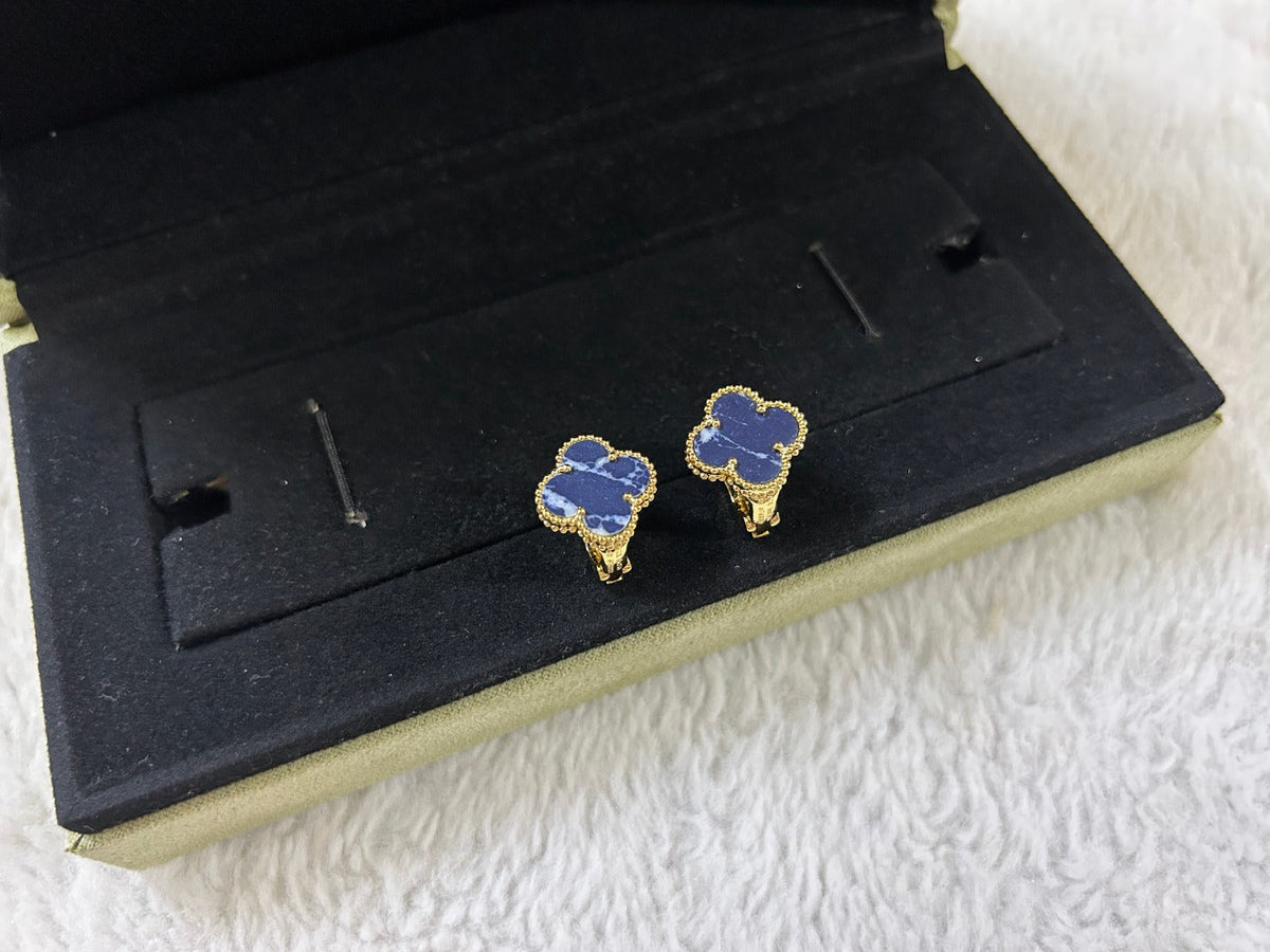 ¡®lume Jewelry¡¯CLOVER PIETERSITE MEDIUM STUD EARRINGS