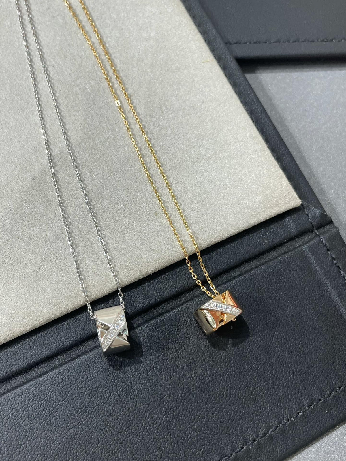 ¡®lume Jewelry¡¯LIENS EVIDENCE DIAMOND NECKLACE