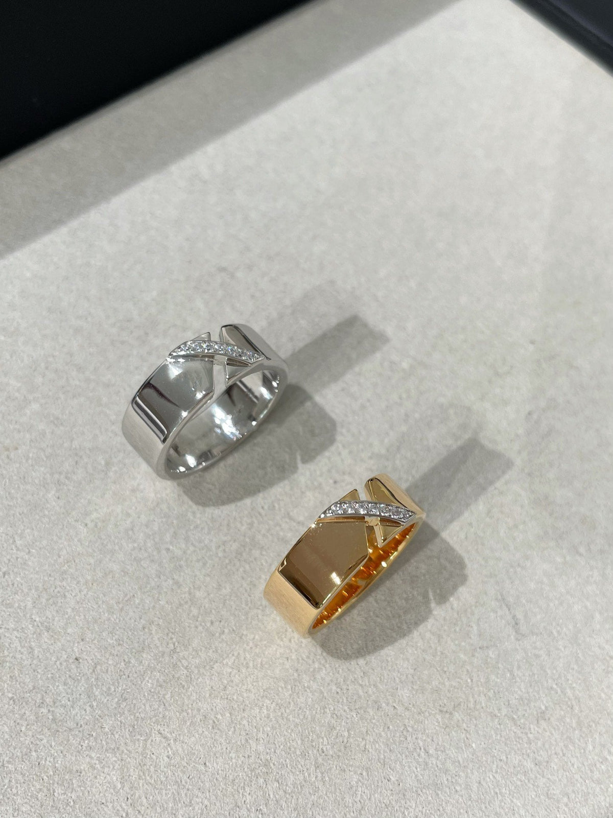 ¡®lume Jewelry¡¯LIENS EVIDENCE DIAOMOND RING