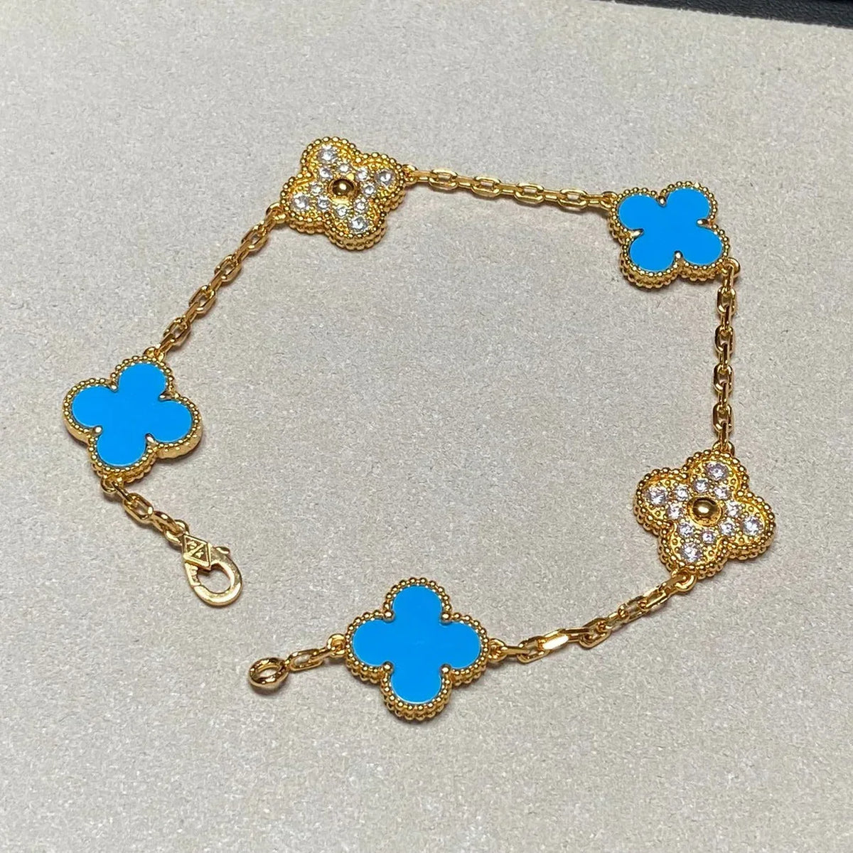 [lume Jewelry]New CLOVER 5 MOTIF BLUE AGATE BRACELET COLLECTION