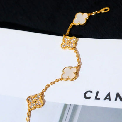[lume Jewelry]New CLOVER WHITE PEARL MOP 5 MOTIF BRACELET COLLECTION