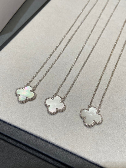 ¡®lume Jewelry¡¯CLOVER MEDIUM SILVER WHITE MOP NECKLACE