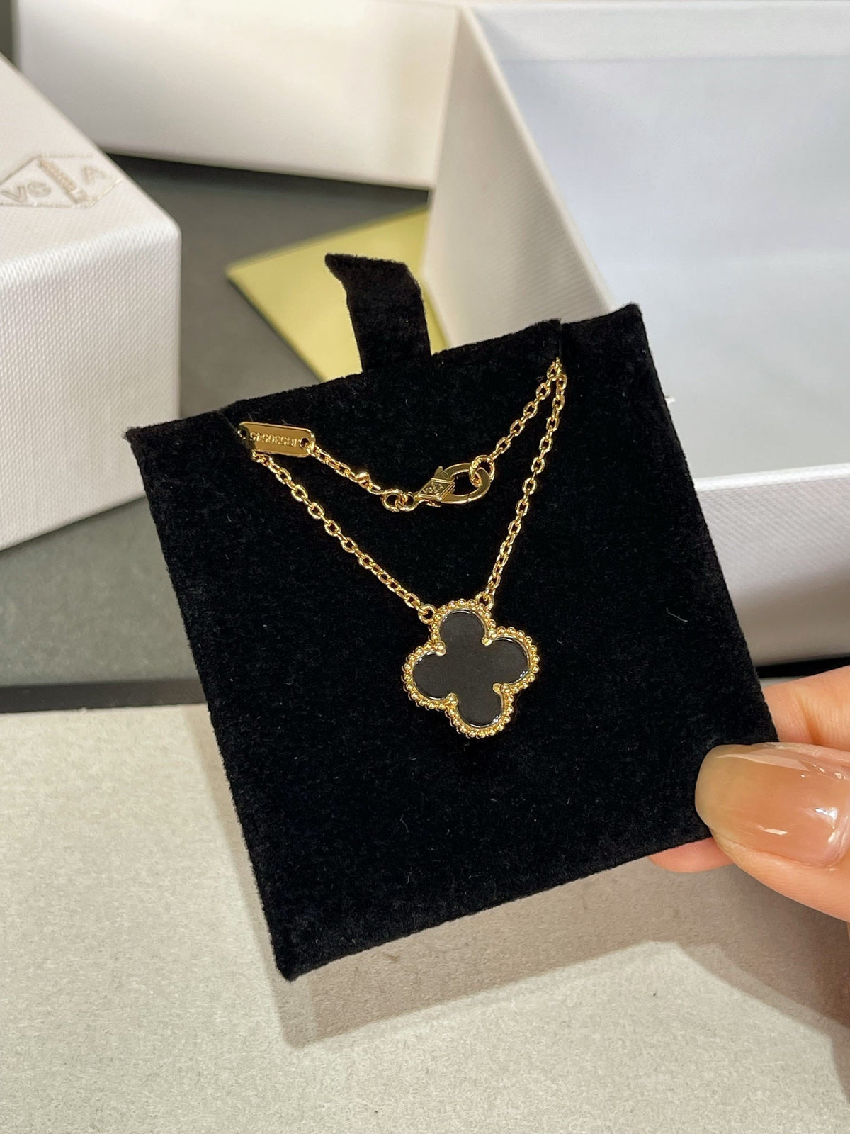 ¡®lume Jewelry¡¯CLOVER ROCK CRYSTAL ROSE GOLD NECKLACE