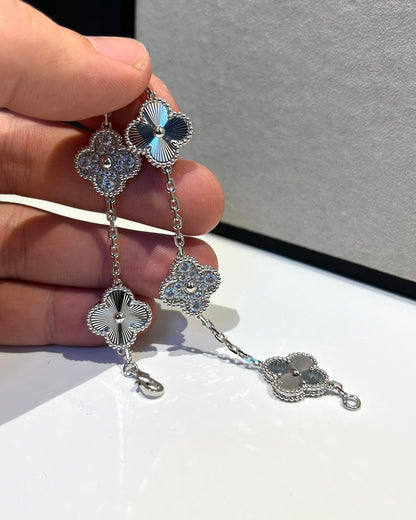 [lume Jewelry]New  CLOVER 5 MOTIF LASER BRACELET COLLECTION