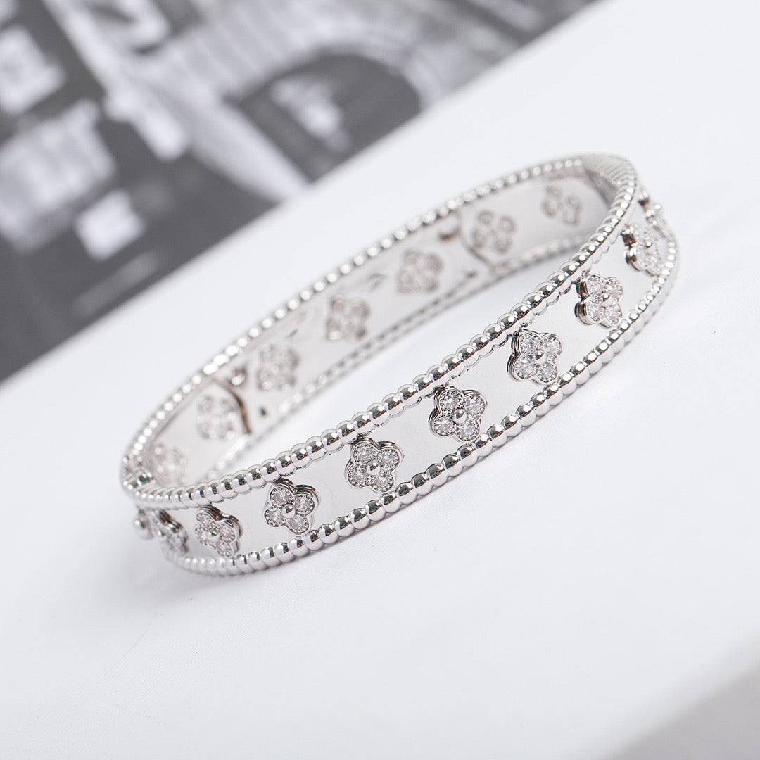 ¡®lume Jewelry¡¯CLOVER BRACELET 8MM DIAMONDS