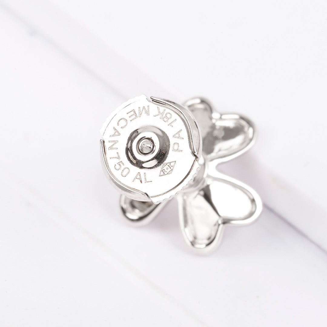 ¡®lume Jewelry¡¯FRIVOLE MINI FLOWER EARRINGS