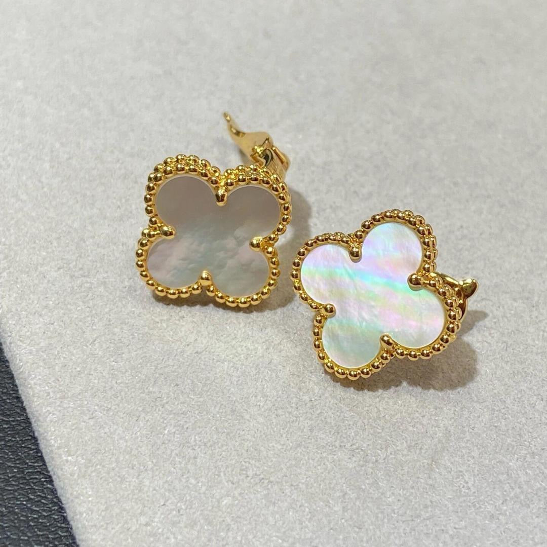 [lume Jewelry] CLOVER LARGE (20mm) 1 MOTIFS WHITE MOP STUD EARRINGS