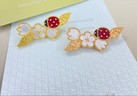 [lume Jewelry] Petal Leaf Ladybug Brooch
