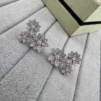 [lume Jewelry] Full Diamond Hollow Lotus Necklace Set