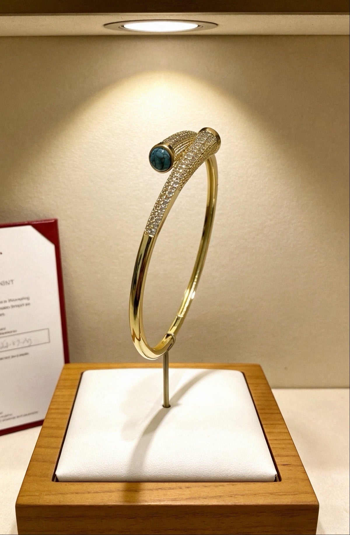 [lume Jewelry] Partially Set Diamond Bangle