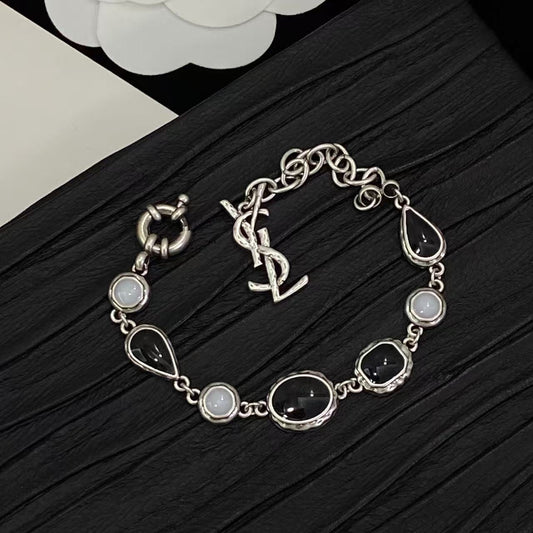 ¡®lume JewelryCabochon Stone Bracelet