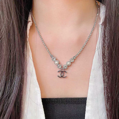 [lume Jewelry]Double C Necklace with Pearls & Cubic Zirconia