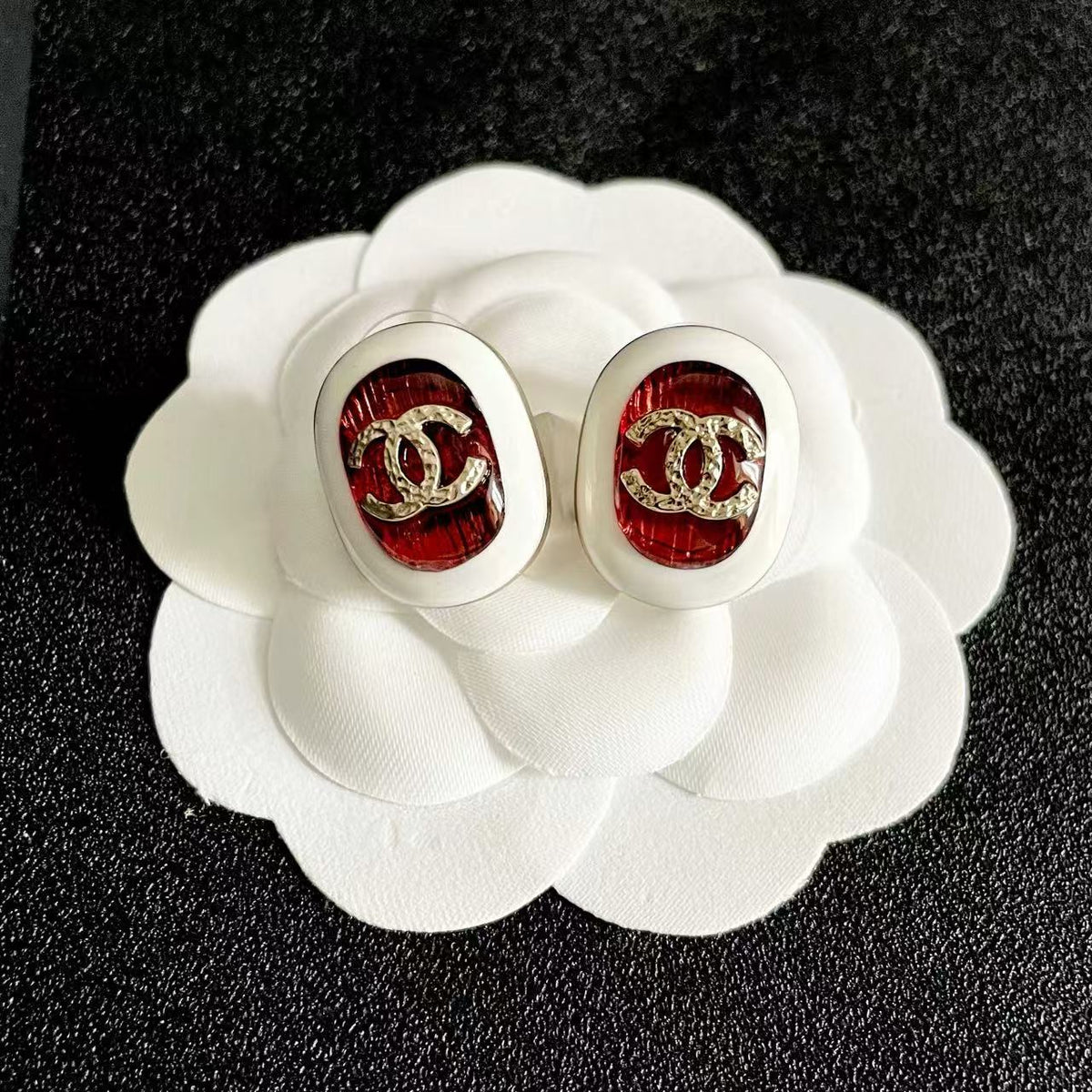 [lume Jewelry]Amber & Glass Stud Earrings