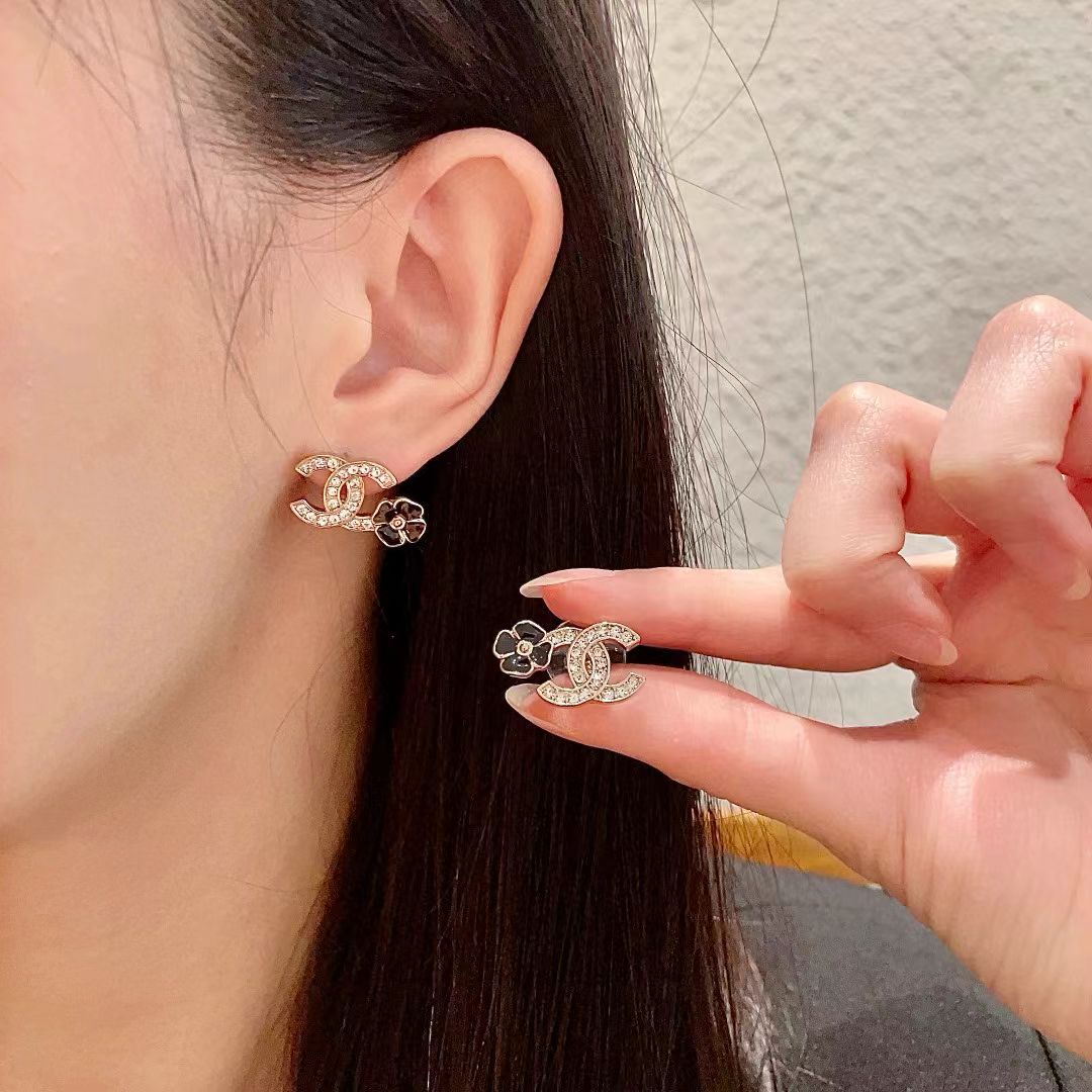 [lume Jewelry]Mini Camellia Stud Earrings