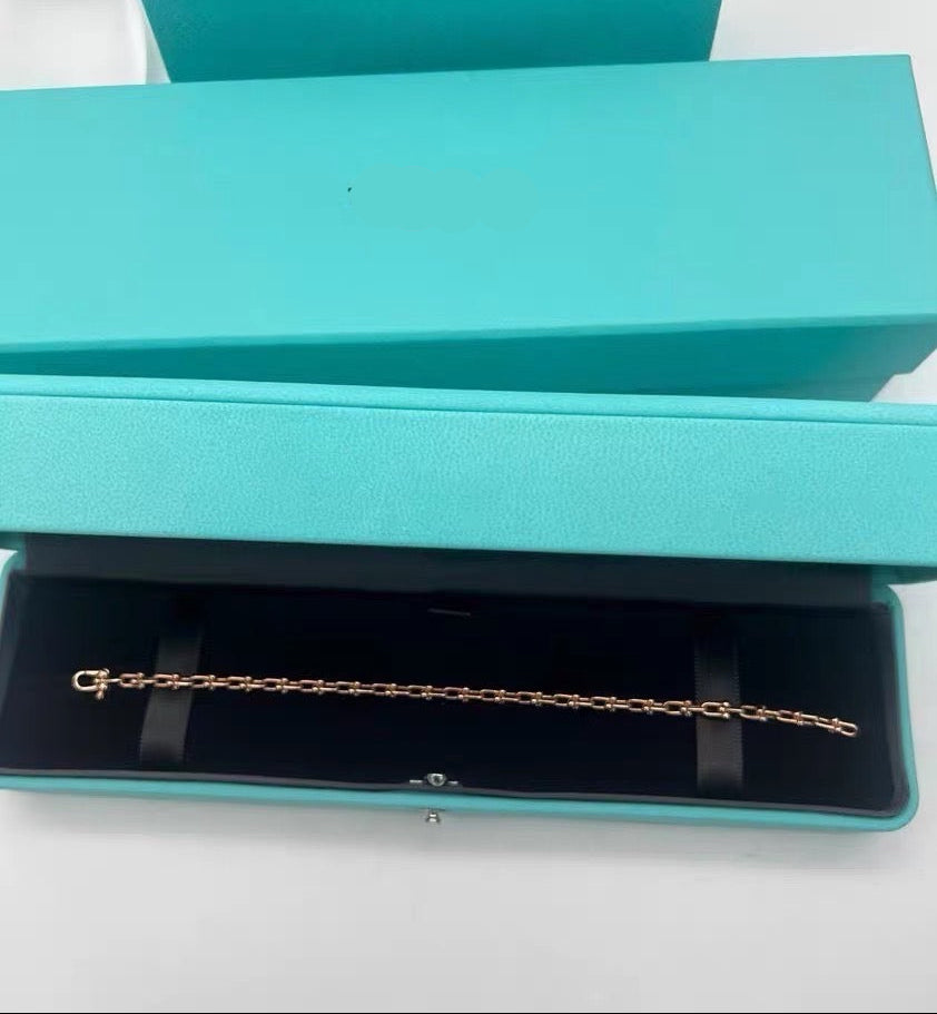 [lume Jewelry] T Micro Link Bracelet