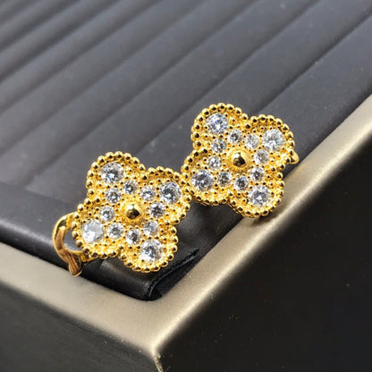 ¡®lume Jewelry¡¯Full Pave Clover Stud Earrings