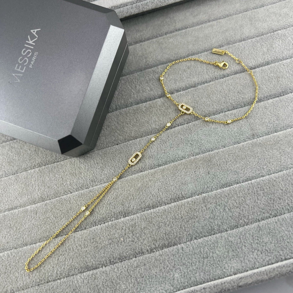 [lume Jewelry] Flexible Arm Chain Bracelet with Sliding Diamonds
