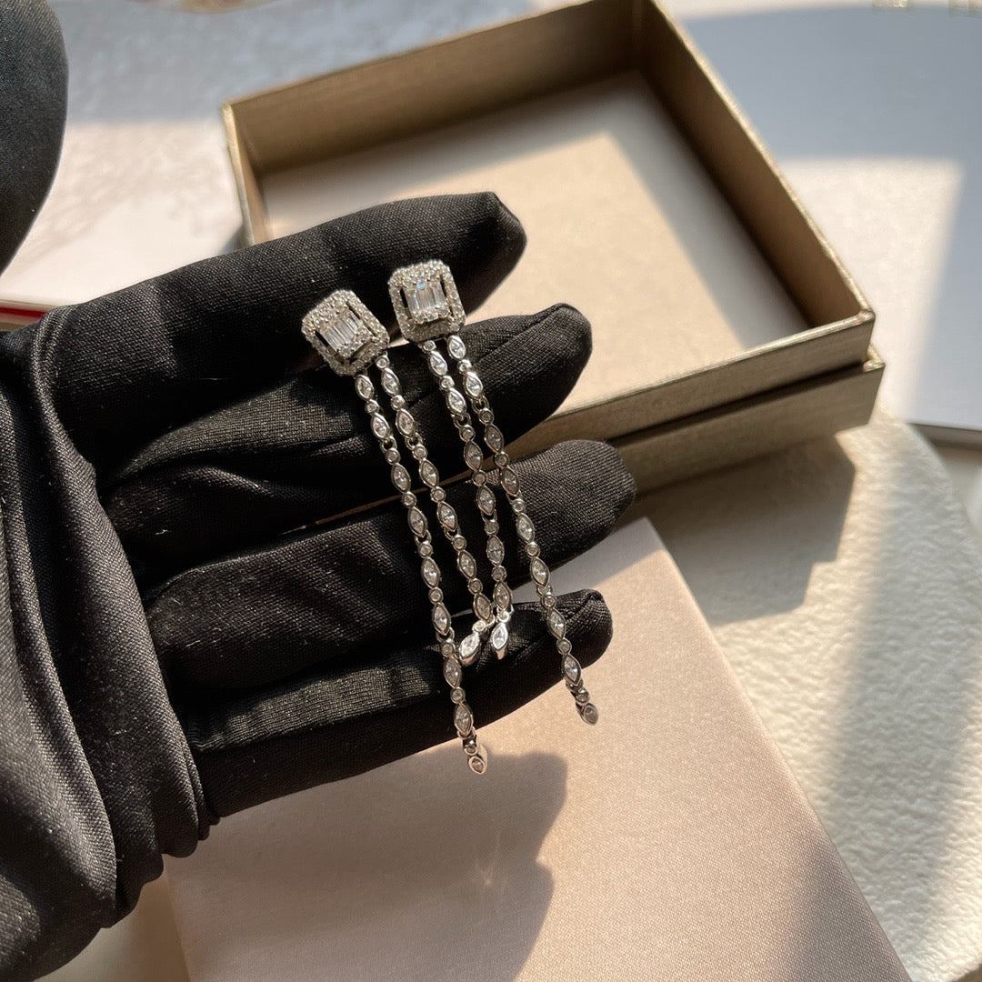 [lume Jewelry] Alix Long Drop Earrings, White Gold with Diamonds