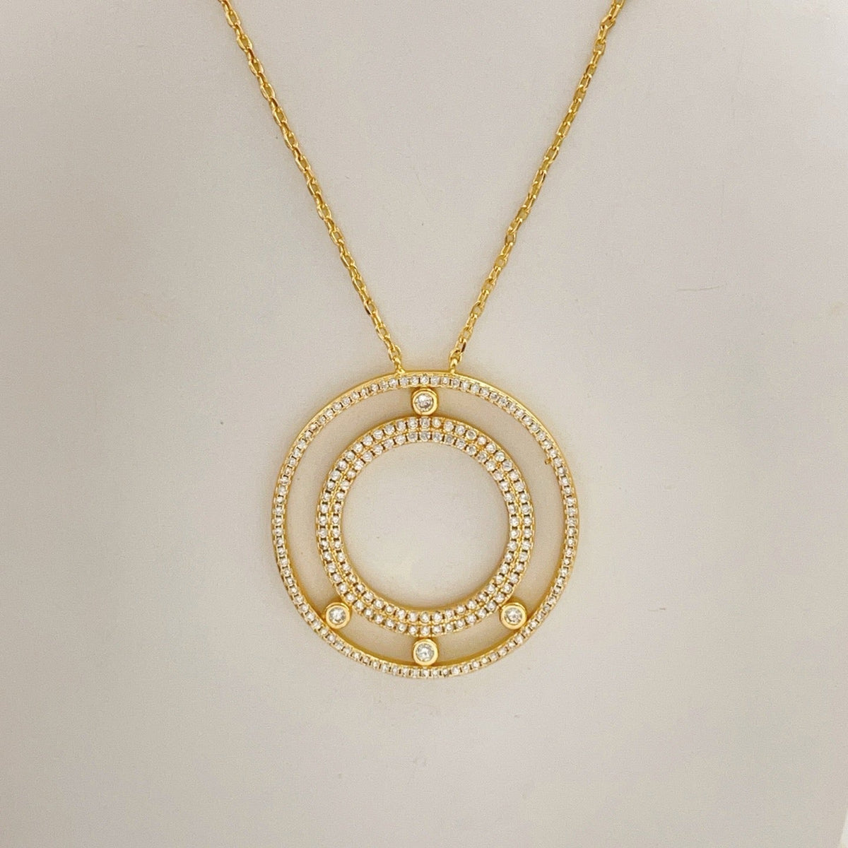 [lume Jewelry] Move Romane Pavé Diamond Sliding Circle Long Necklace