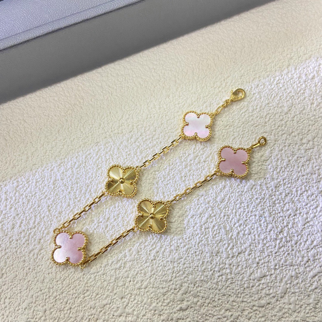 [lume Jewelry]Vintage Alhambra Pink MOP & Guilloché 5‑Flower Bracelet