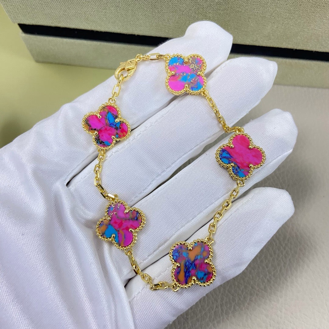 [lume Jewelry]Vintage Alhambra 5‑Flower Bracelet, Pink‑Blue Iridescent Opal Gold‑Tone