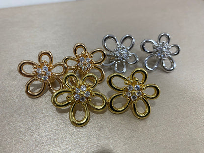 [lume Jewelry]Flowerlace Stud Earrings,