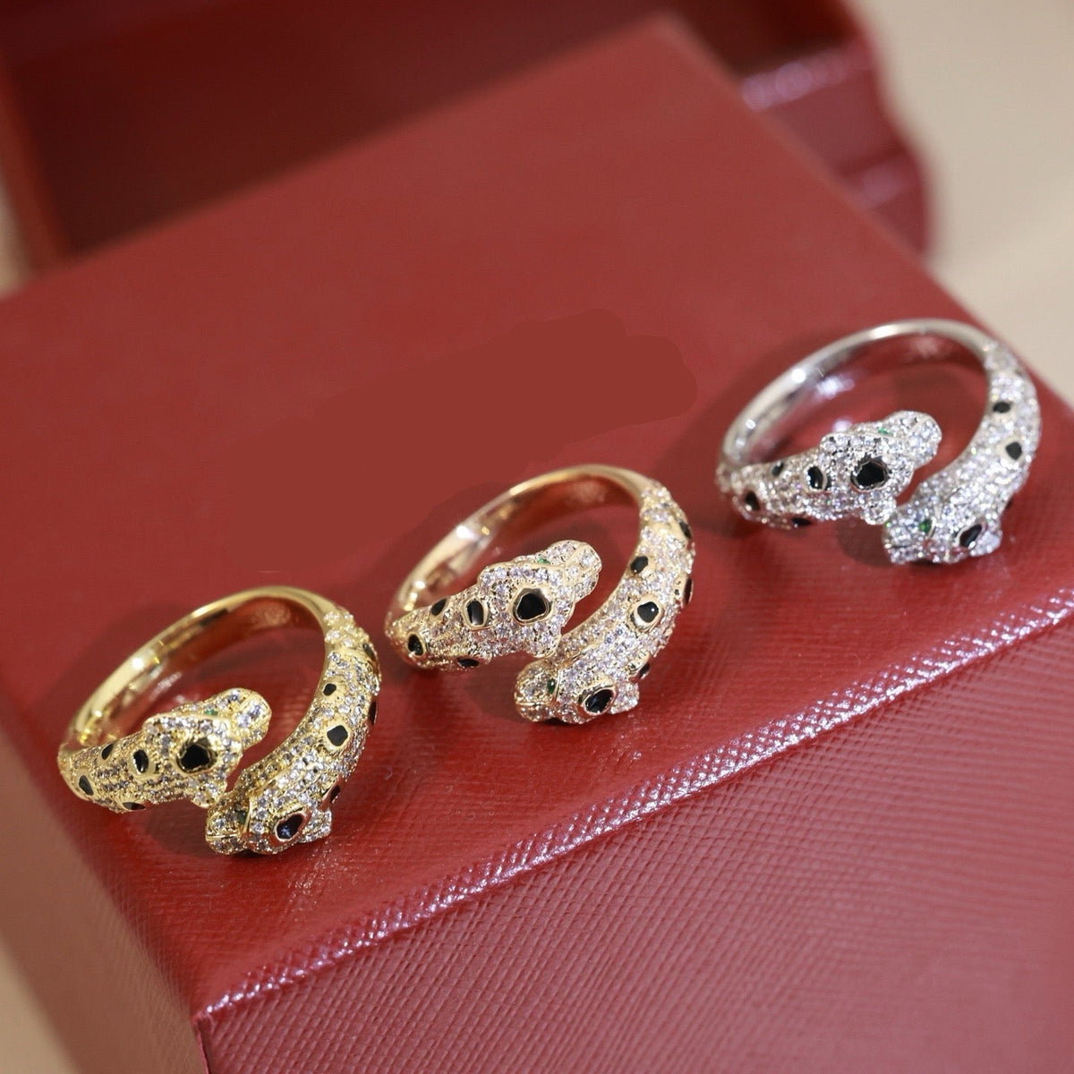 ¡®lume Jewelry¡¯Double‑Panther‑Head Full‑Pavé Diamond Open Ring