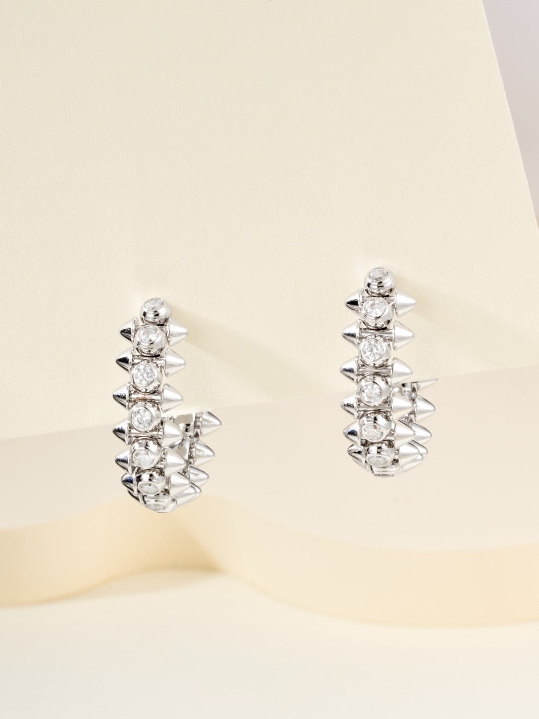 ¡®lume Jewelry¡¯Clash‑de  Spiked Diamond Earrings