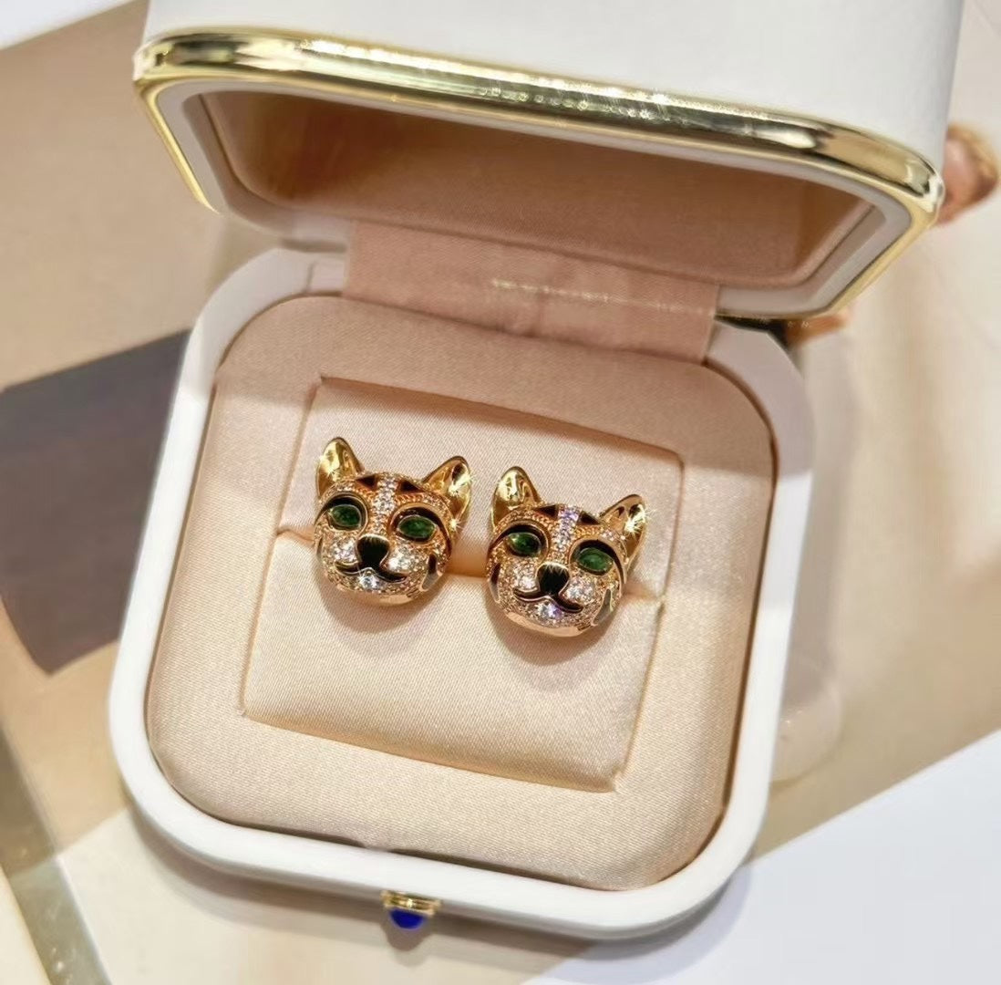 ¡®lume Jewelry¡¯ Panther Face Stud Earrings