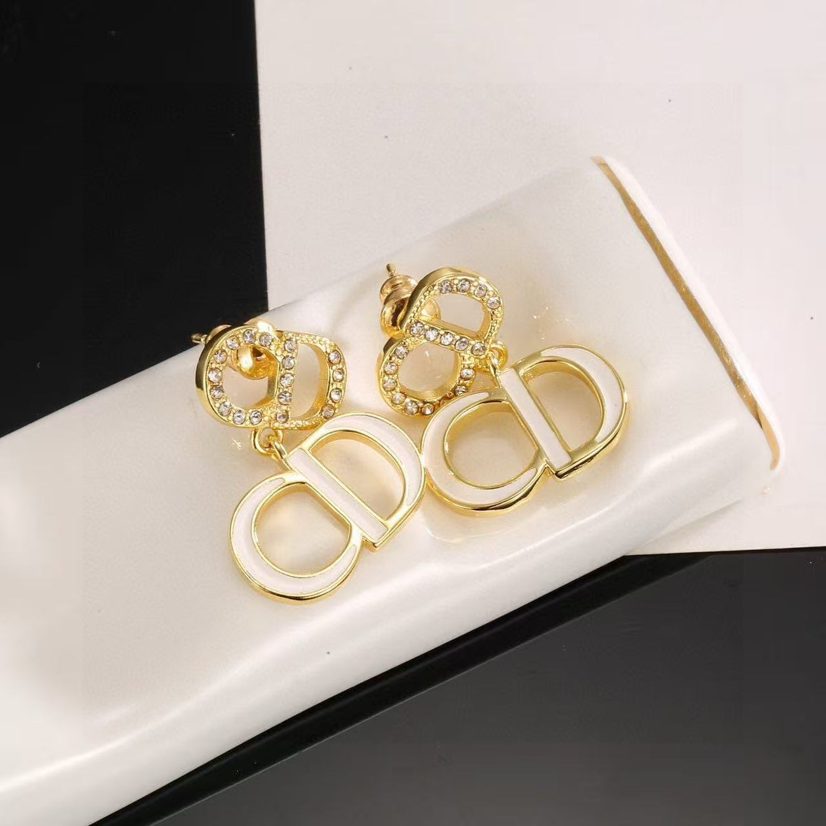 [lume Jewelry]Gold CD Letter Stud Earrings