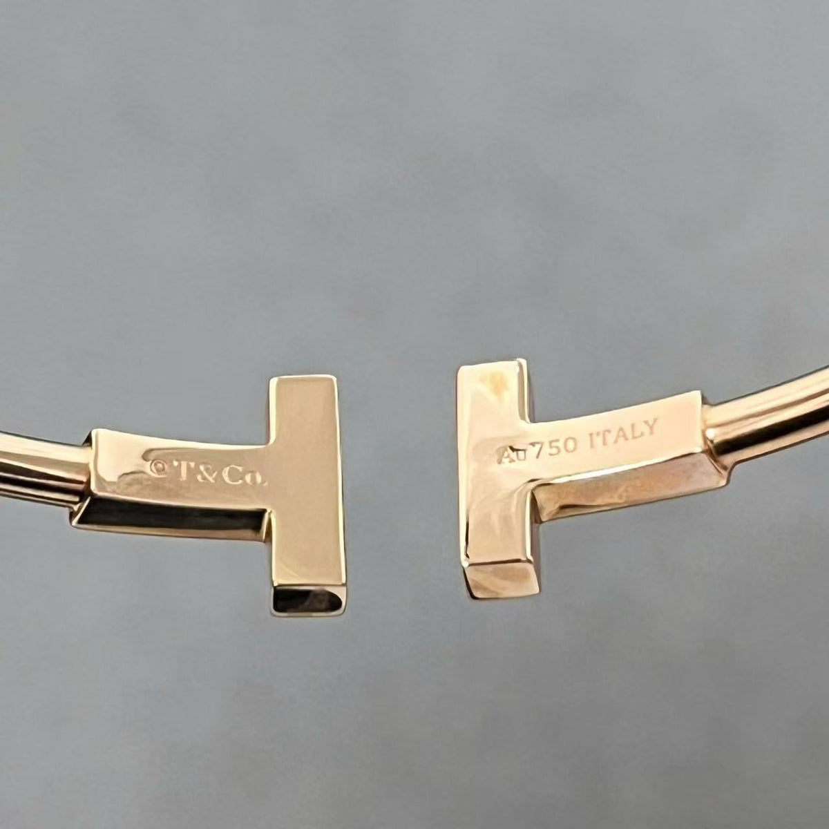 [lume Jewelry] T House Double T Open Bangle