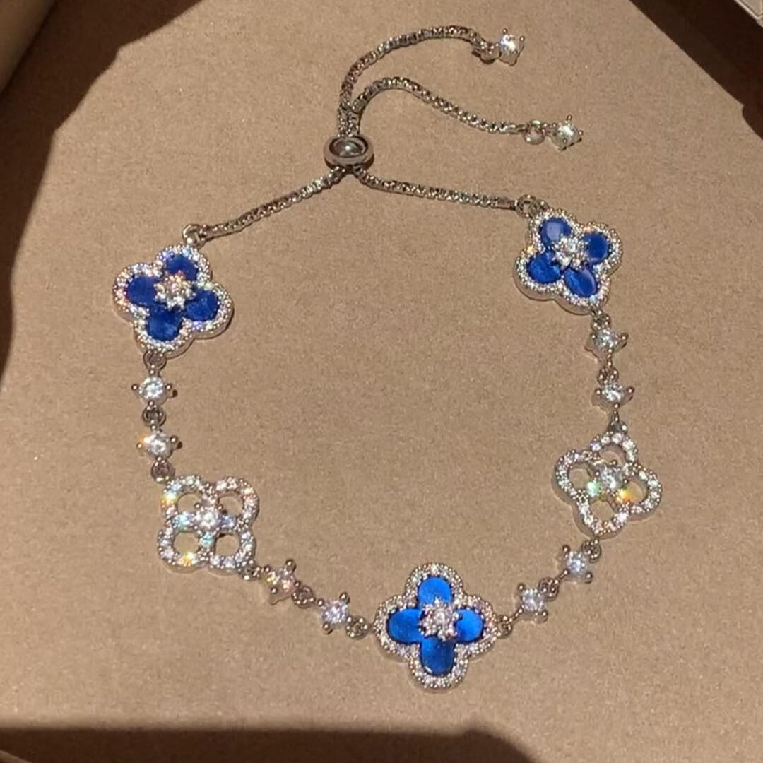 ¡®lume Jewelry¡¯CLOVER 5 MOTIF PINK BLUE RED WHITE BRACELET