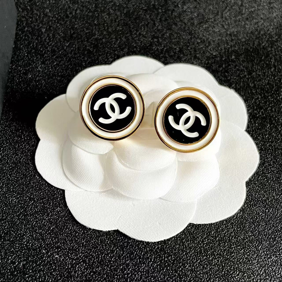 [lume Jewelry]Classic Double C Stud Earrings