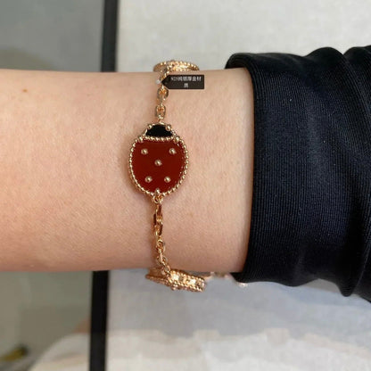 ¡®lume Jewelry¡¯LUCKY SPRING 5 MOTIF BRACELET