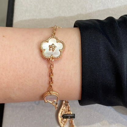 ¡®lume Jewelry¡¯LUCKY SPRING 5 MOTIF BRACELET