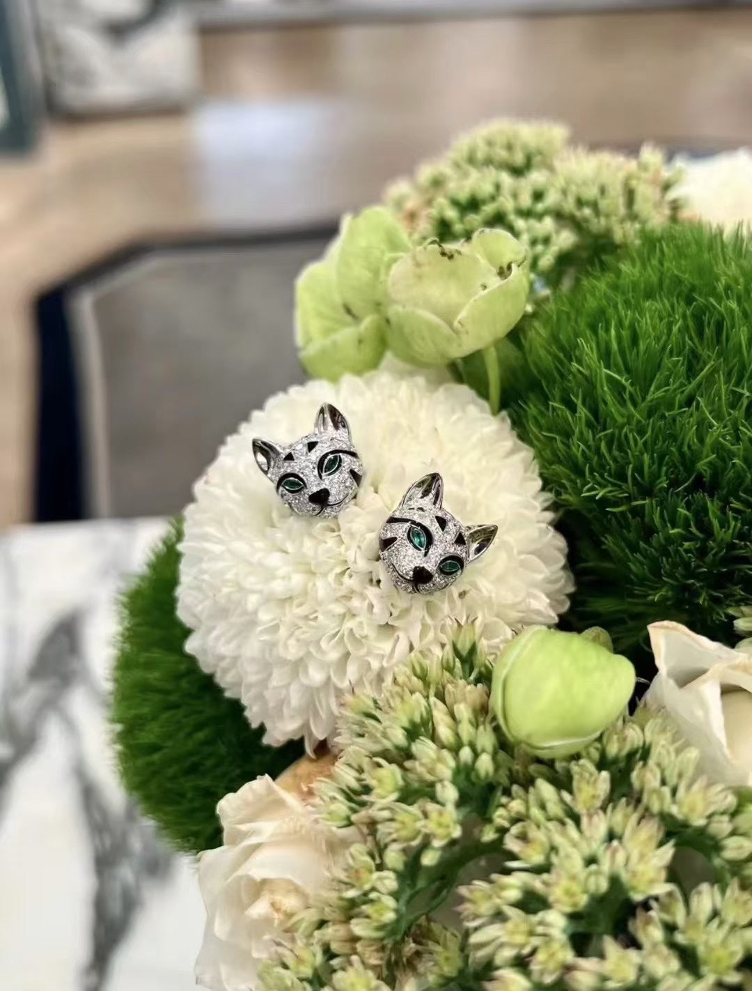 ¡®lume Jewelry¡¯ Panther Face Stud Earrings