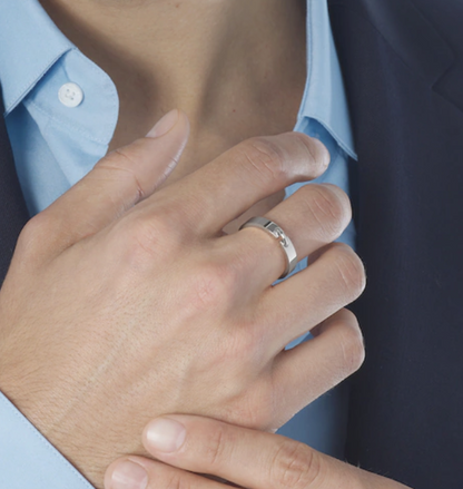 ¡®lume Jewelry¡¯ALLIANCE LIENS VIDENCE 4MM RING