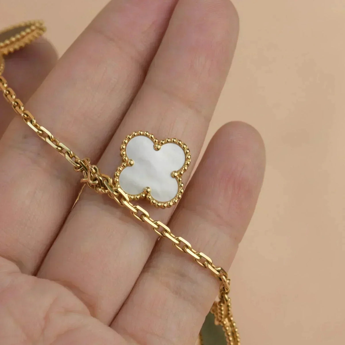 ¡®lume Jewelry¡¯LUCKY SPRING 5 MOTIF GOLD BRACELET
