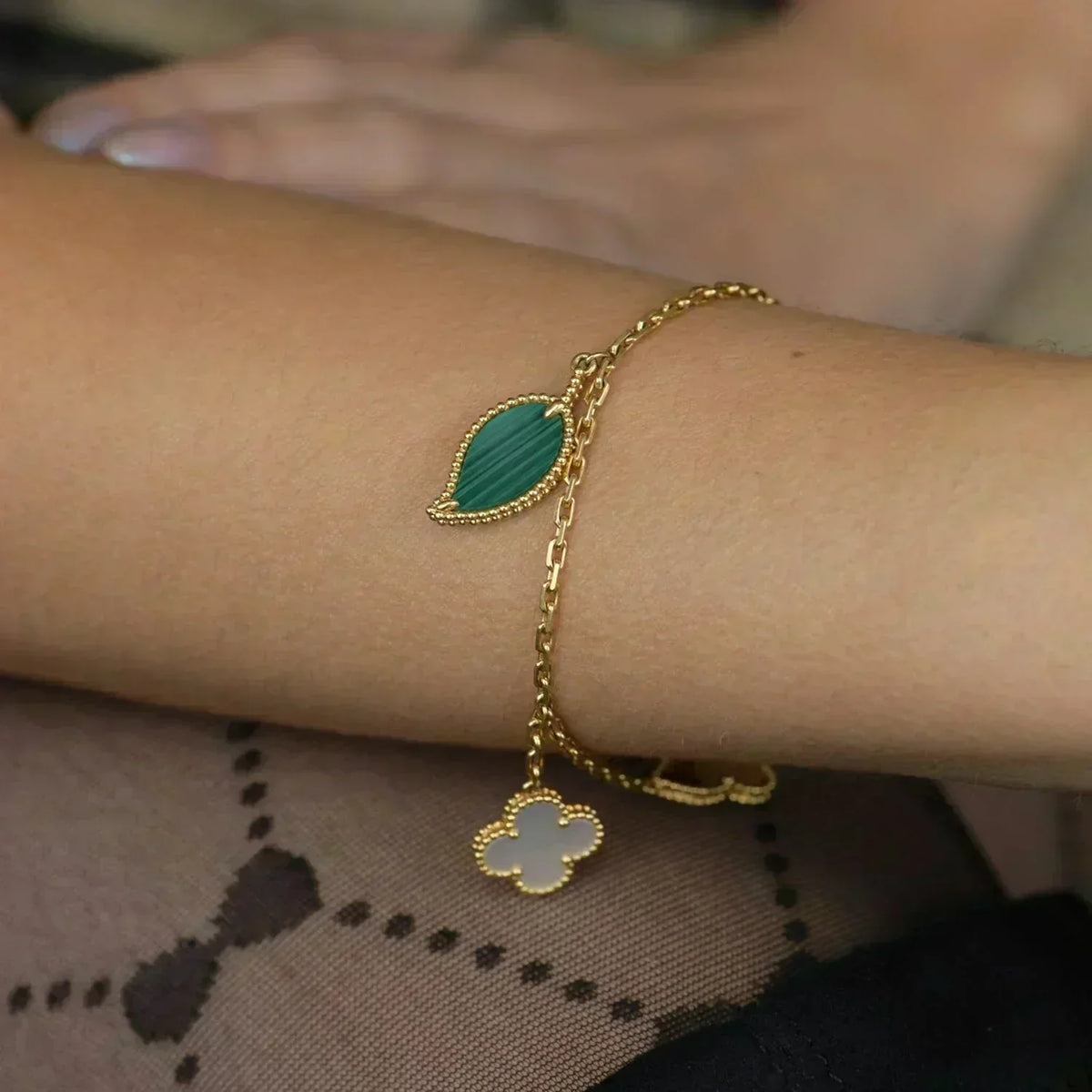 ¡®lume Jewelry¡¯LUCKY SPRING 5 MOTIF GOLD BRACELET
