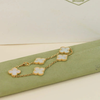 [lume Jewelry]New CLOVER WHITE PEARL MOP 5 MOTIF BRACELET COLLECTION