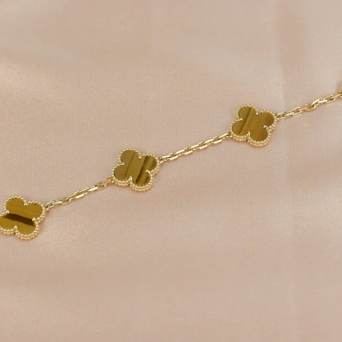 [lume Jewelry]New  CLOVER 5 MOTIFS TIGER EYE BRACELET COLLECTION