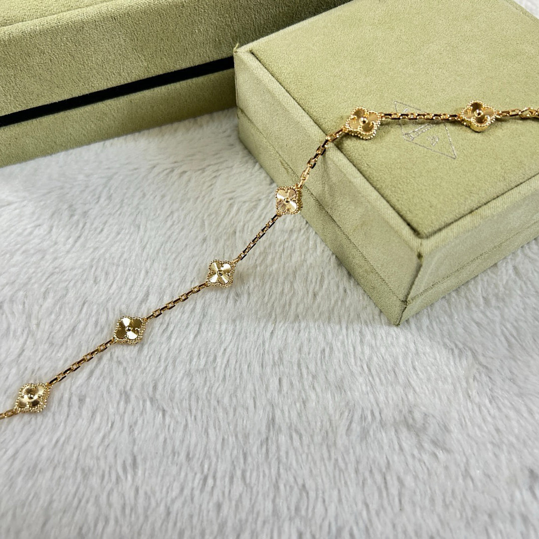 [lume Jewelry]New CLOVER 6 MOTIF DIAMOND BRACELET