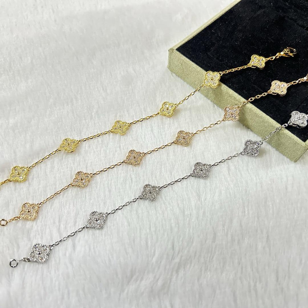 [lume Jewelry]New CLOVER 6 MOTIF DIAMOND BRACELET