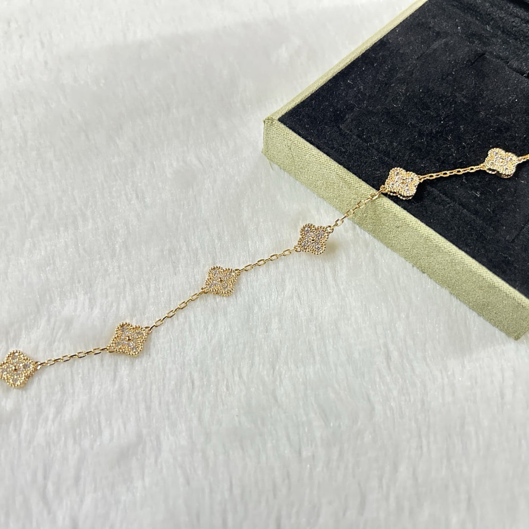 [lume Jewelry]New CLOVER 6 MOTIF DIAMOND BRACELET