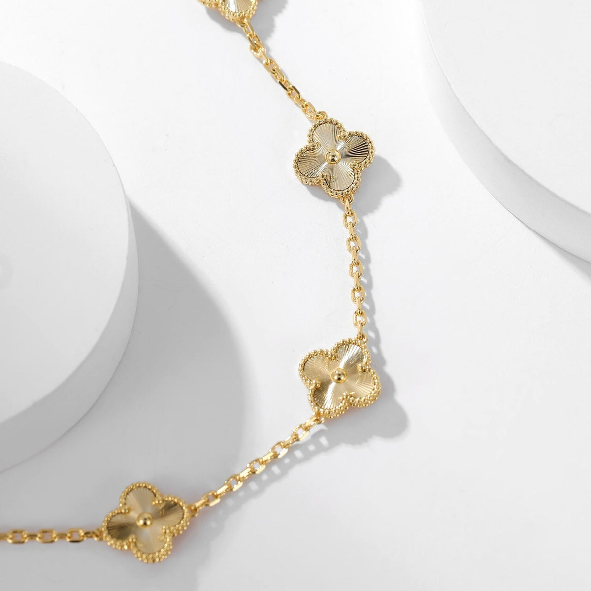 ¡®lume Jewelry¡¯CLOVER 10 MOTIFS LASER NECKLACE