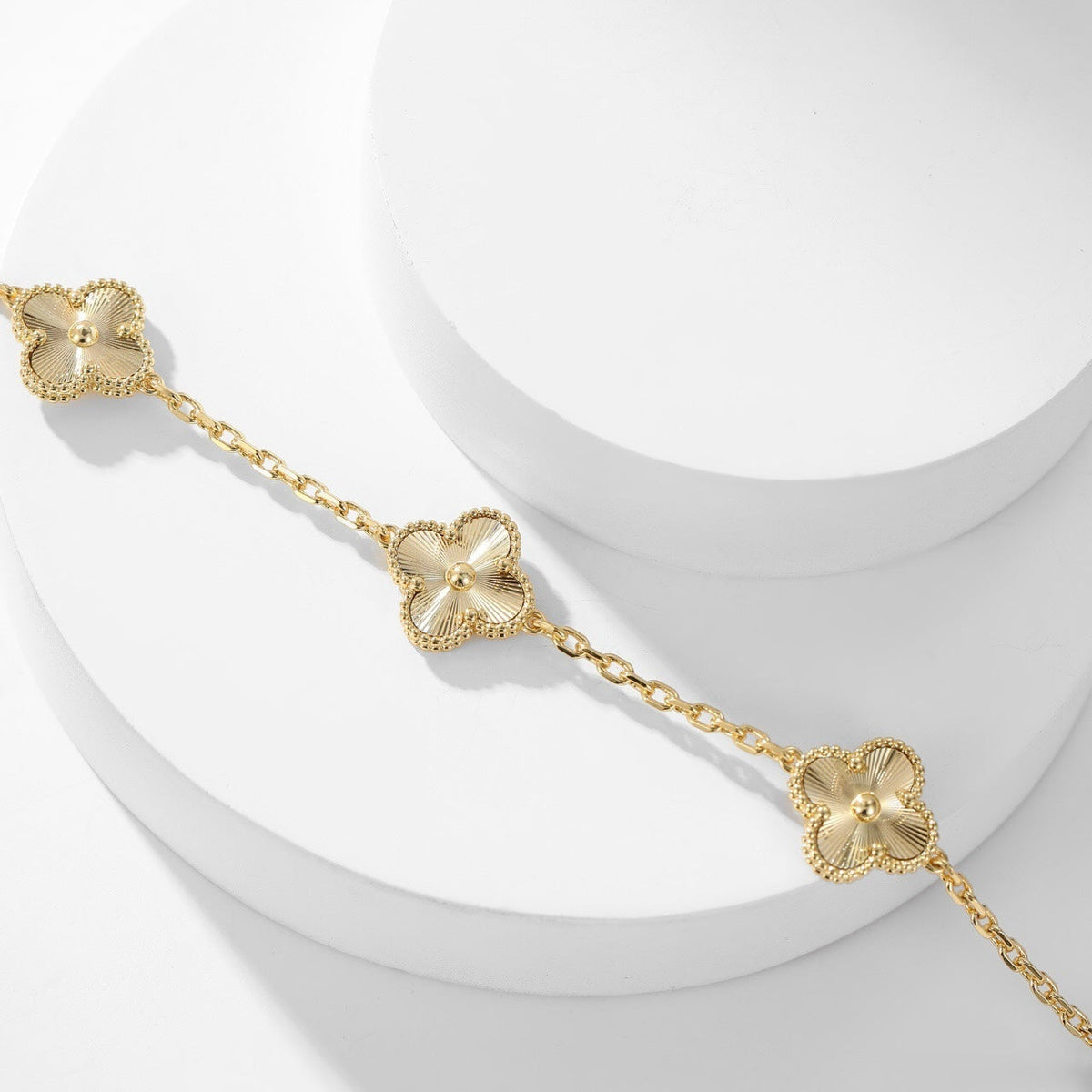 ¡®lume Jewelry¡¯CLOVER 10 MOTIFS LASER NECKLACE