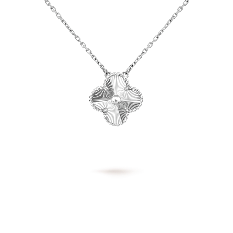 ¡®lume Jewelry¡¯CLOVER 15MM LASER NECKLACE SILVER