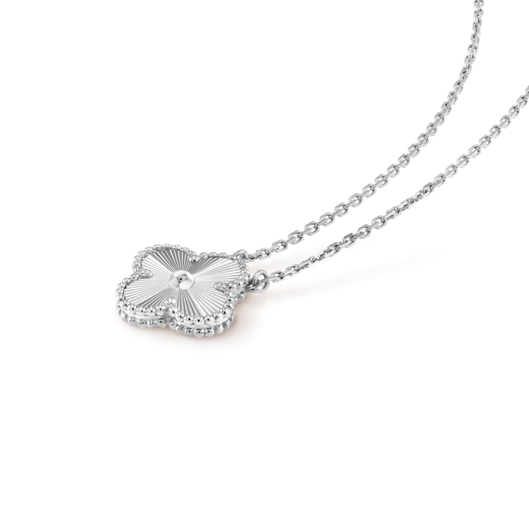 ¡®lume Jewelry¡¯CLOVER 15MM LASER NECKLACE SILVER